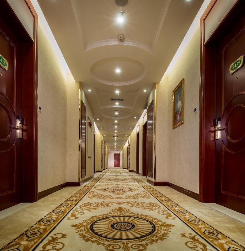 Vienna Hotel Shanghai Jiading New City Exterior photo